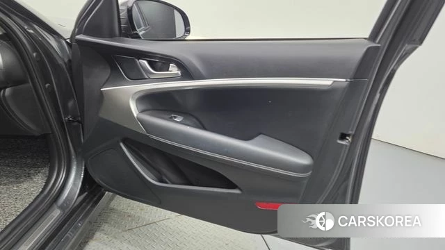 Genesis G70 id 4998320 из Кореи 16
