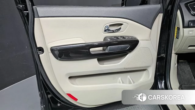 Kia The New Carnival id 4998789 из Кореи 16