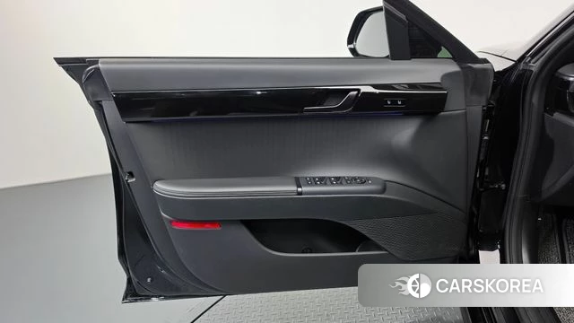 Hyundai Grandeur Hybrid (GN7) id 4975117 из Кореи 16