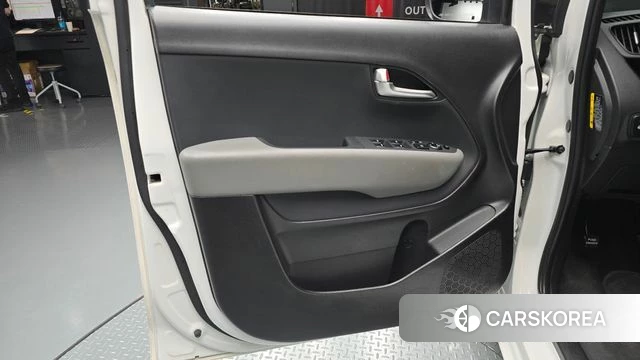 Kia The New Kia Ray id 4996521 из Кореи 16