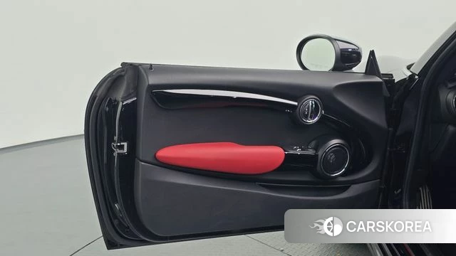 Mini Cooper S id 5013367 из Кореи 16