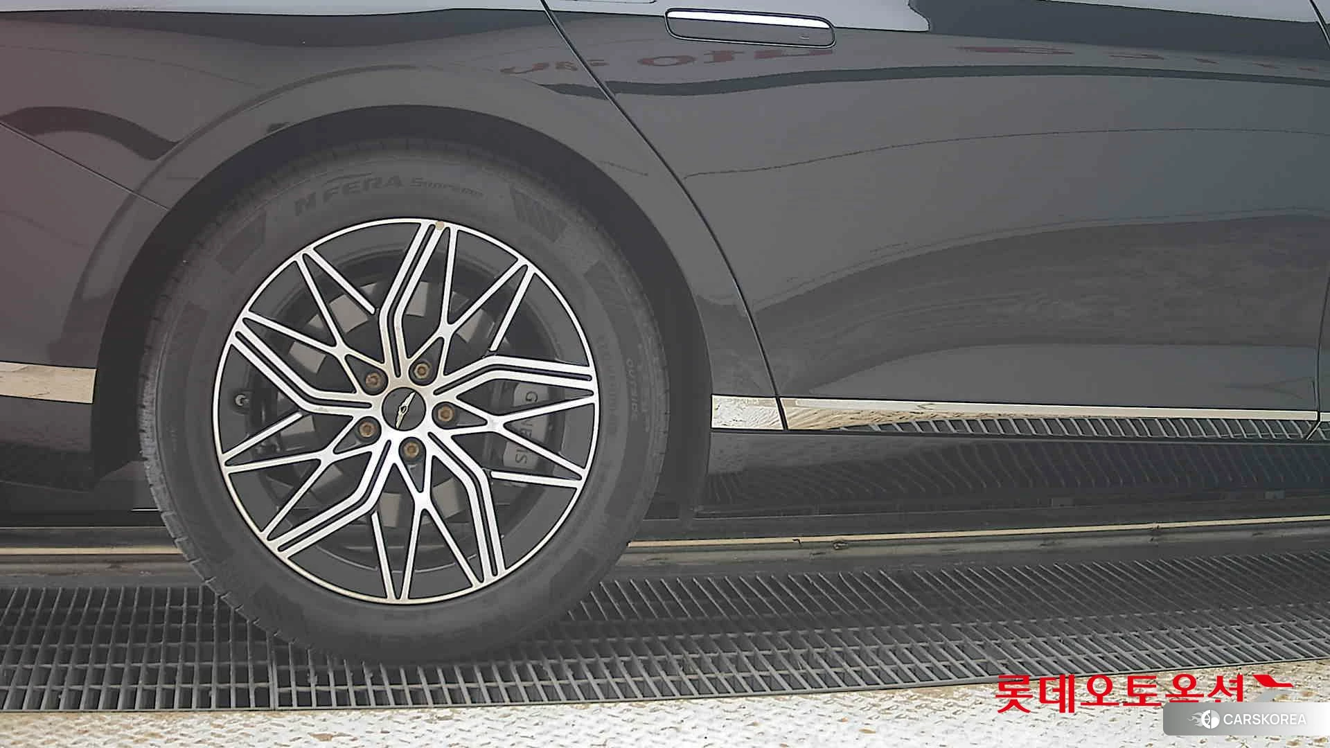 Hyundai G90 id 5001049 из Кореи 16