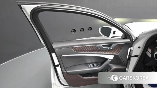 Audi A6 (C8) id 4899144 из Кореи 16
