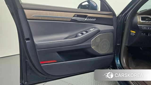Genesis G90 id 5053523 из Кореи 16