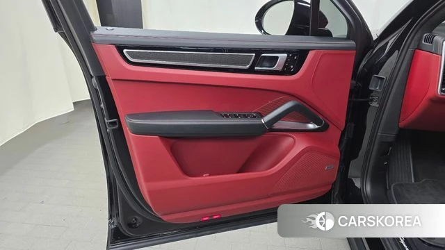 Porsche Cayenne (PO536) id 4693449 из Кореи 16