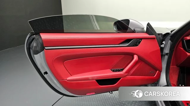 Porsche 911(992) id 4748788 из Кореи 16
