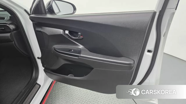 Hyundai Veloster (JS) id 5013609 из Кореи 16