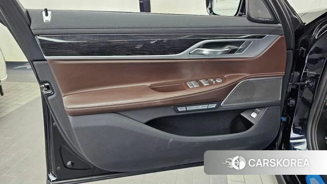 BMW 7 Series (G11) id 5035960 из Кореи 16