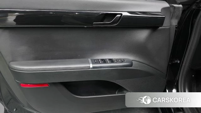 Hyundai Grandeur (GN7) id 5026994 из Кореи 16