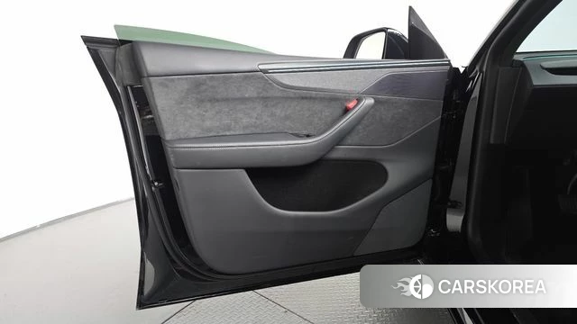 Tesla Model Y id 4904111 из Кореи 16