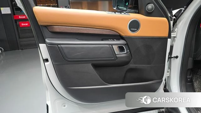 Land Rover Discovery 5 id 5004495 из Кореи 16