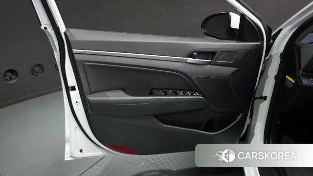 Hyundai The New Avante AD id 4998366 из Кореи 16