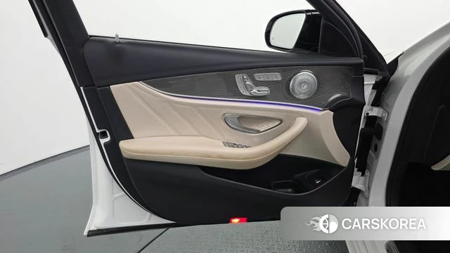 Mercedes-Benz E-Class W213 id 5013521 из Кореи 16