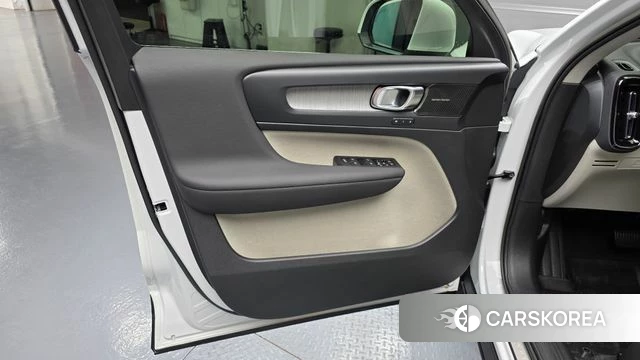 Volvo XC40 id 4922315 из Кореи 16