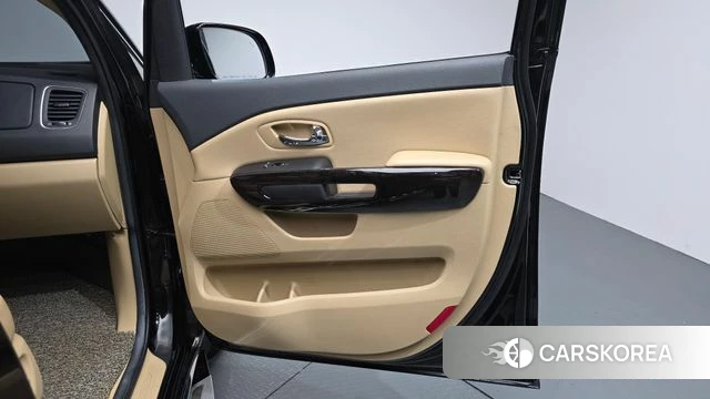 Kia The New Carnival id 5042164 из Кореи 16