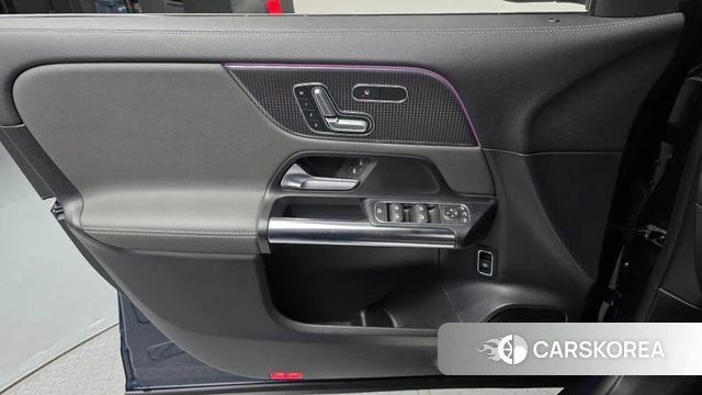 Mercedes-Benz EQA H243 id 5040935 из Кореи 16
