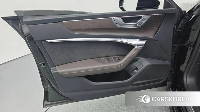Audi A7 (4K) id 4916916 из Кореи 16