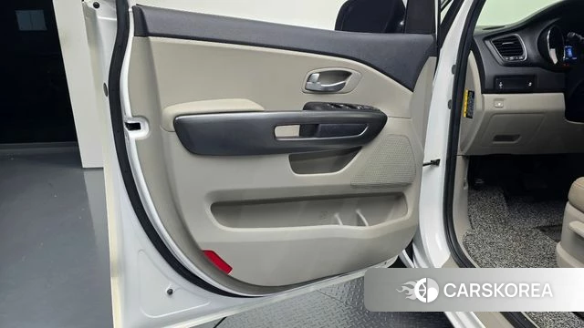 Kia The New Carnival id 5018723 из Кореи 16