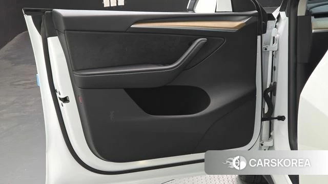 Tesla Model Y id 5033468 из Кореи 16