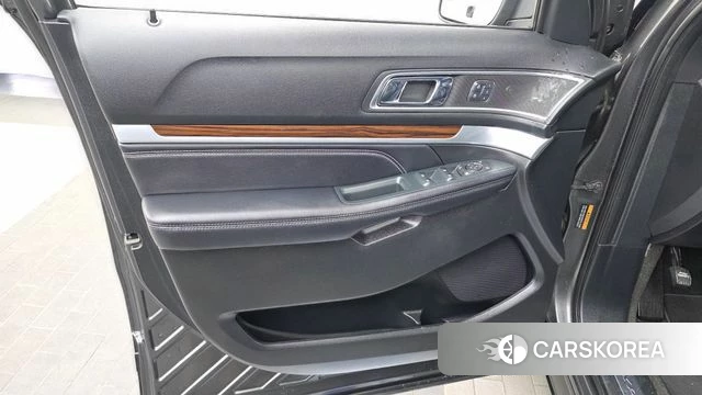 Ford Explorer id 5019046 из Кореи 16