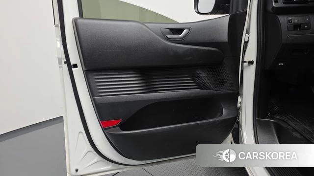 Hyundai Staria id 4975928 из Кореи 16