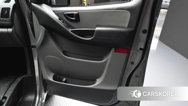 Hyundai The New Grand Starex id 4960402 из Кореи 16