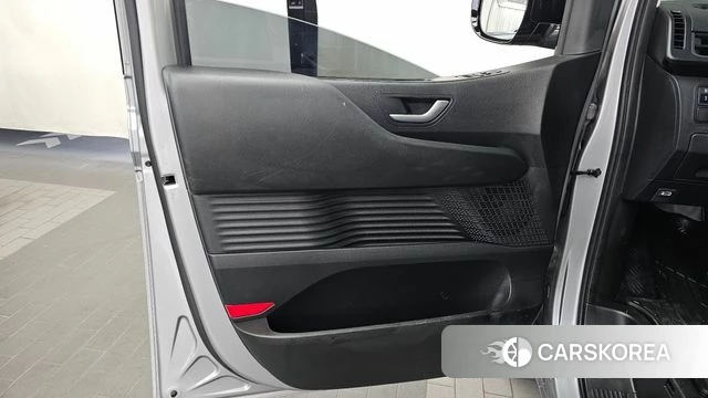 Hyundai Staria id 5001624 из Кореи 16