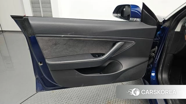 Tesla Model 3 id 4987735 из Кореи 16