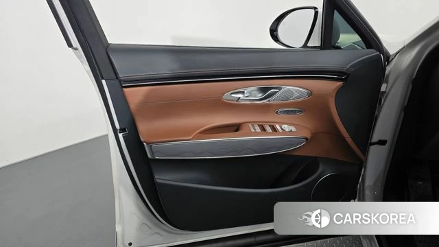 Genesis GV70 id 5040126 из Кореи 16