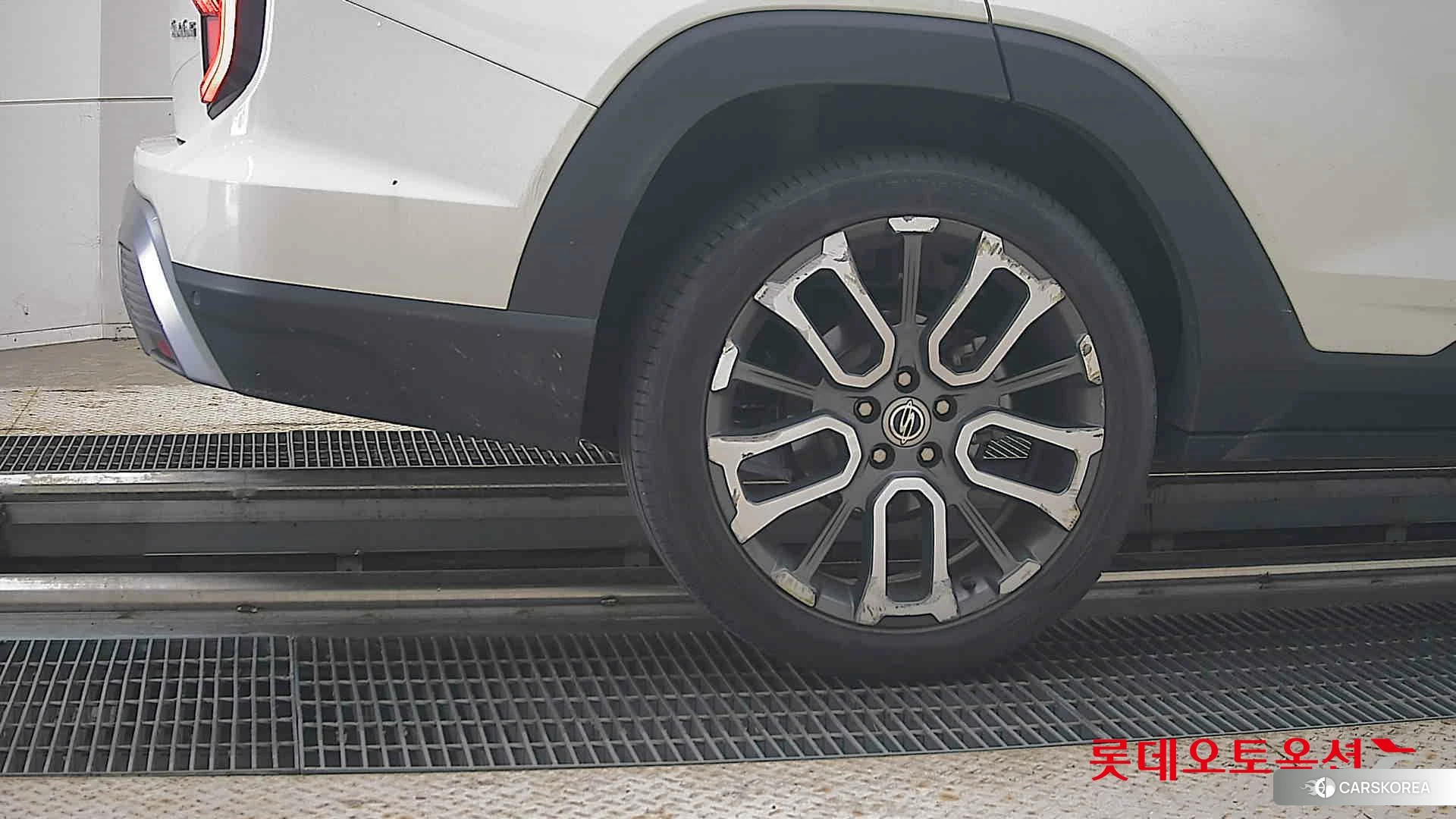 SsangYong Torres id 4984738 из Кореи 16