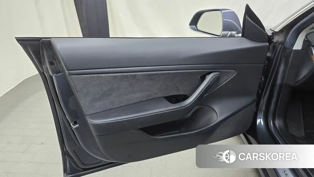 Tesla Model 3 id 4657963 из Кореи 16