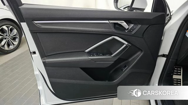 Audi Q3 (F3) id 4986286 из Кореи 16