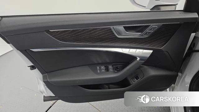 Audi A6 (C8) id 4929940 из Кореи 16