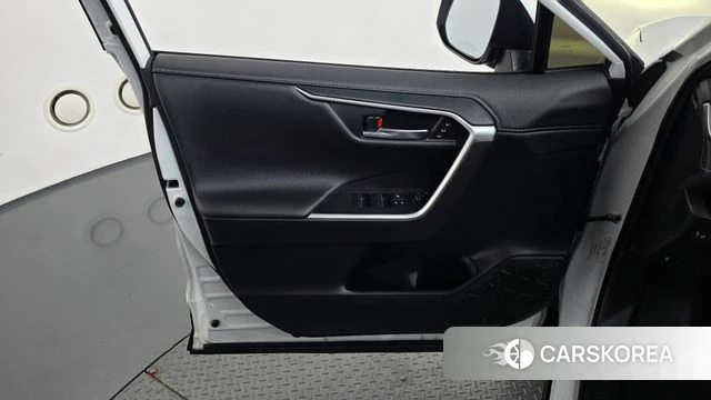 Toyota RAV4 5th Generation id 5001857 из Кореи 16