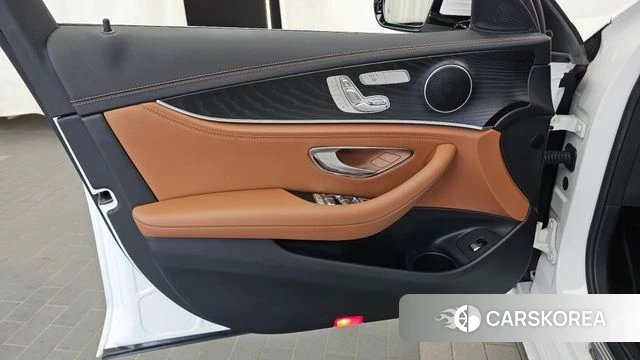 Mercedes-Benz E-Class W213 id 4992687 из Кореи 16