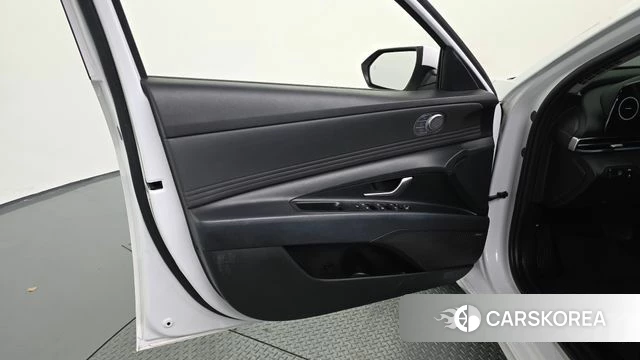 Hyundai Avante Hybrid (CN7) id 5028372 из Кореи 16