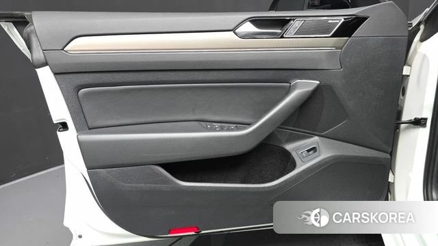 Volkswagen Arteon id 4923739 из Кореи 16
