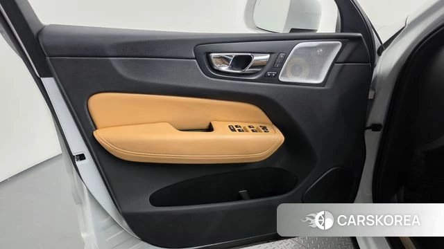 Volvo XC60 second Generation id 5013943 из Кореи 16