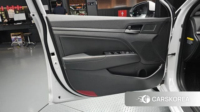 Hyundai Avante AD id 4728273 из Кореи 16