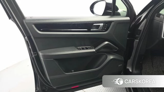 Porsche Cayenne (PO536) id 4967489 из Кореи 16