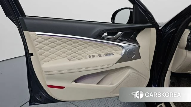 Genesis G70 id 5035429 из Кореи 16
