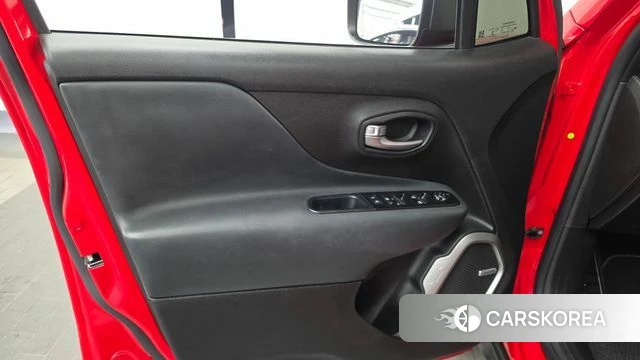 Jeep Renegade id 5012954 из Кореи 16