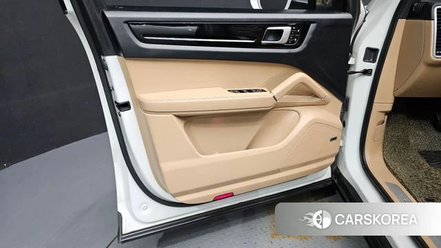 Porsche Cayenne (PO536) id 4672536 из Кореи 16