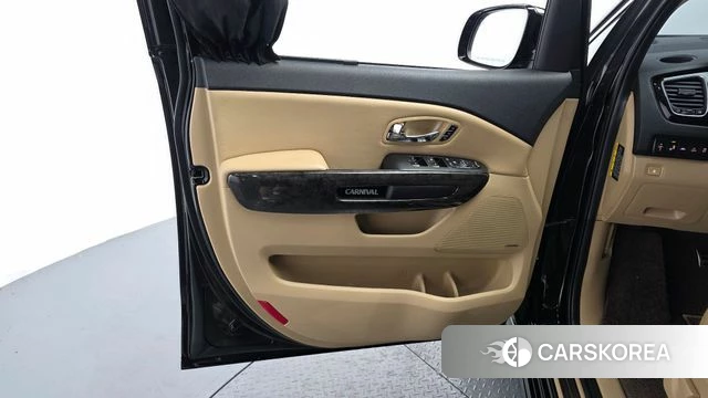 Kia The New Carnival id 5018700 из Кореи 16