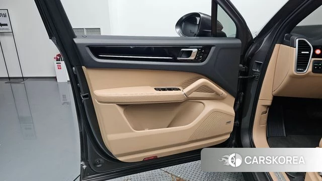Porsche Cayenne (PO536) id 4785006 из Кореи 16