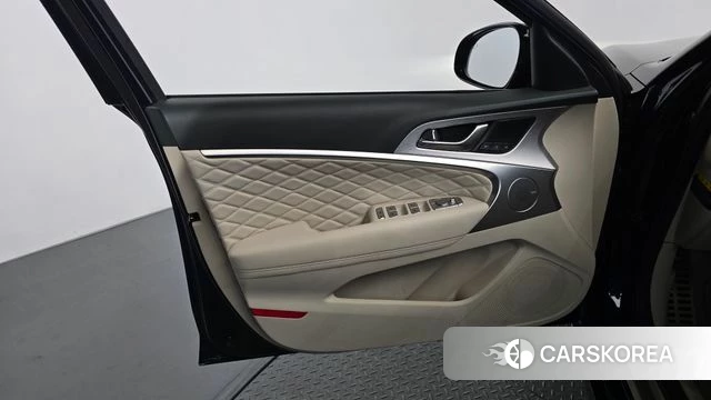 Genesis G70 id 4960256 из Кореи 16