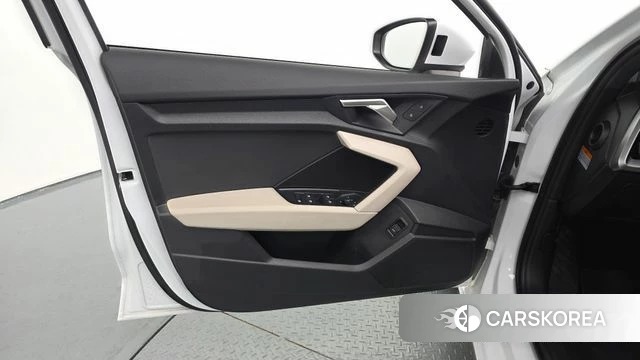 Audi A3 (8Y) id 5027172 из Кореи 16