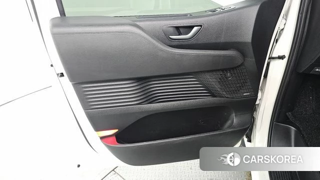 Hyundai Staria id 4990892 из Кореи 16