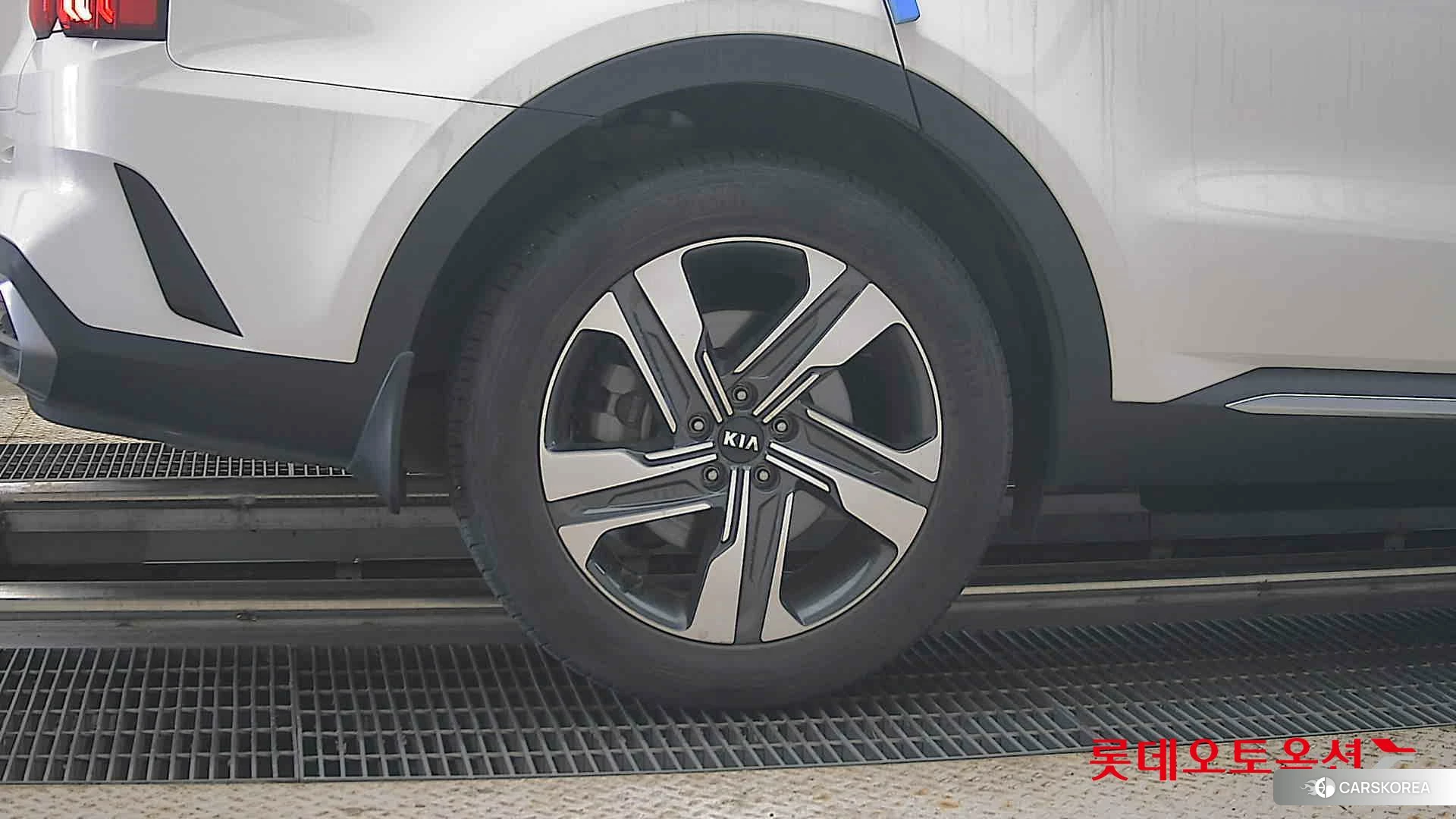 Kia Sorento Hybrid id 4989994 из Кореи 16