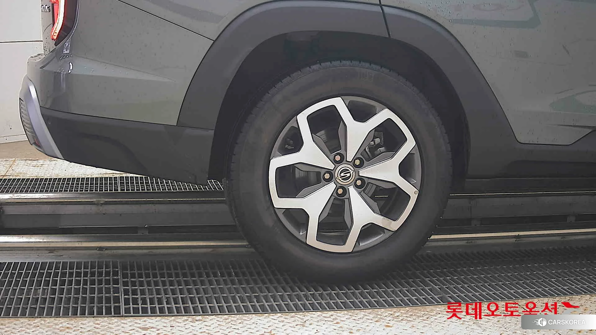 SsangYong Torres id 4984739 из Кореи 16
